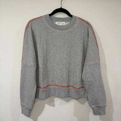 NEW SOMETHING NAVY Womens Gray Pink Embroidered Crew Neck Sweatshirt XS - Image 1 of 4