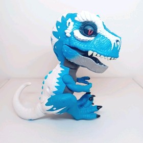 Fingerlings Dinosaur Untamed T-Rex Ironjaw Interactive Blue & White Tested Works
