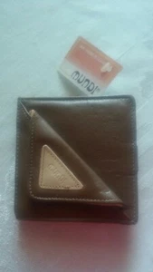 NWT MUNDI Genuine Leather Brown Wallet w/Beige Accents - Picture 1 of 5