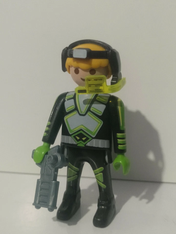 PLAYMOBIL AGENTE ESPACIAL  - 10/8/19 - Imagen 1 de 1