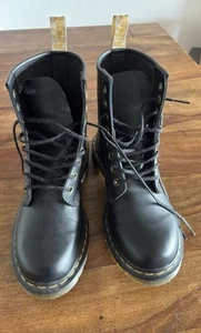 Doc Martens, schwarz Gr. 38, vegan - Bild 1 von 4
