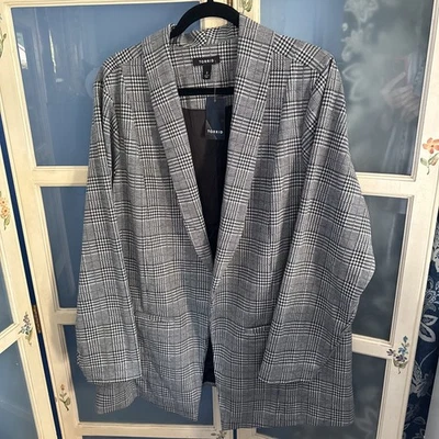 TORRID NUEVO CON ETIQUETAS PLUS 3X BLAZER GRIS NEGRO FORRADO A CUADROS FORRADO LARGO Foto 1 de 4