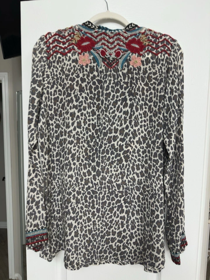 Johnny Was Biya Embroidered Boho Silk Tunic Top Blouse Women's SZ Small Popover - Image 1 of 4
