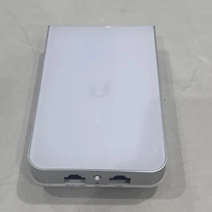 Ubiquiti Unifi UAP-AC-IW In-Wall 802.11ac Access Point, PoE, Dual-Band Wi-Fi - Picture 1 of 4