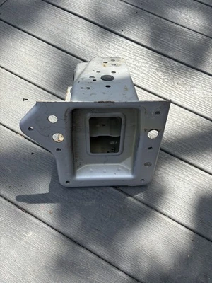 2015-2021 KIA SEDONA FRONT RIGHT PASSENGER SIDE FRAME APRON - Image 1 of 4