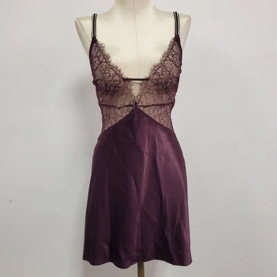 Vestido Babydoll de Encaje Victoria's Secret Satén Sin Mangas Talla M Borgoña Hada Grunge Foto 1 de 4