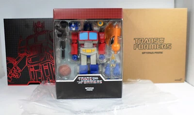 SUPER 7 2022 ULTIMATES! TRANSFORMERS OPTIMUS PRIME 7" SCALE ACTION FIGURE SEALED - Image 1 of 4