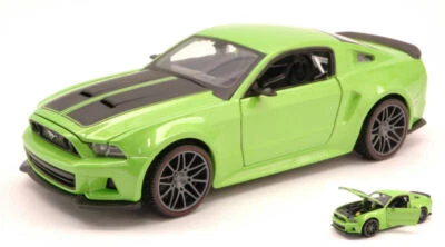 MODELLINO AUTO STATICO MAISTO FORD MUSTANG STREET RACER 2014 VERDE SCALA 1:24 - Immagine 1 di 2