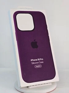Custodia MagSafe silicone originale Apple per iPhone 16 Pro MYYM3ZM/A - PLUM - Foto 1 di 5