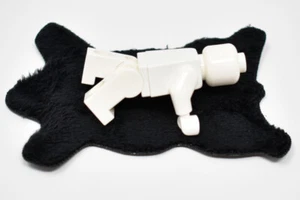 CapeMadness Bear Skin Rug for Lego Minifigures Scale - Picture 1 of 4