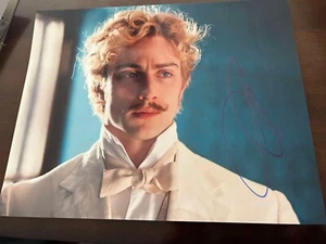 Aaron Taylor-Johnson 8x10 Signed Photo - Autograph - Picture 1 of 2