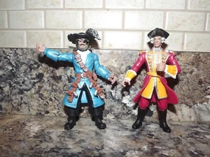 True Legends Captain Pirate Action Figures - Imagen 1 de 2