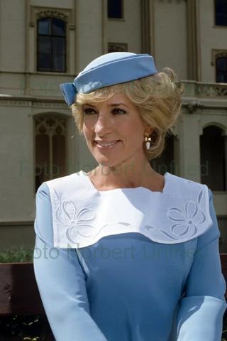 Peter Alexander Show For Guest Dagmar Koller Photo 7 7/8x11 13/16in (Nr 2-281 Cover