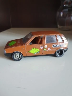 HOT WHEELS FIAT UNO 55S SCALA 1/25 - Immagine 1 di 4