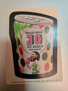 1975 Topps Wacky Packs 13th Series Bathless Ribbons Tan Back - Bild 1 von 2