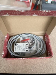 New Carlo Gavazzi EC-5525-PPAP Capacitive Proximity Switch PNP NO/NC 10-40VDC - Picture 1 of 3