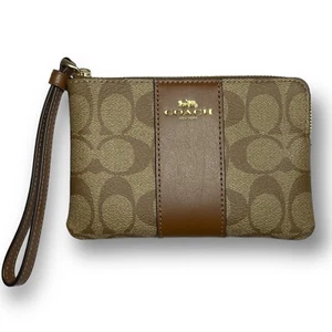 *NWT* Coach Signature PCV Leather Corner Zip Wristlet Color Khaki/Saddle - Picture 1 of 7