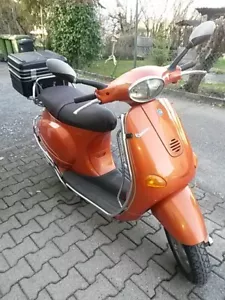 Vespa ET4 125 Chromschnittchen, Oldtimer in 2 Jahren, jetzt OsterPreis-Reduziert - Bild 1 von 15