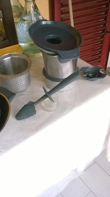 boccale X bimby tm21, con COPERCHIO E GUARNIZIONE COPERCHIO Foto 1 de 4