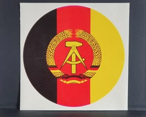 DDR Hoheitszeichen KFZ Trabant Kübel Panzer LKW VEB Technodruck Leipzig 86 Orig - Bild 1 von 4