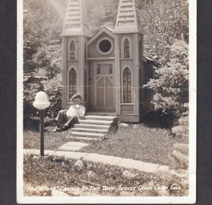 Tarjeta postal Tiny Town foto real miniatura iglesia Turquía Creek Canyon Colorado RPPC - Imagen 1 de 7