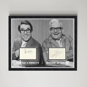 Ronnie Corbett & Ronnie Barker - The Two Ronnies Authentic Autograph Framed - Picture 1 of 2