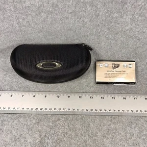 Oakley Zipper Clam Shell Large Sunglasses Semi Hard Case Only Black Authentic - Picture 1 of 13