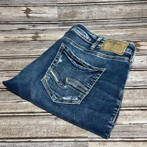 Silver Jeans Co Damen Sam Bootcut Jeans Distressed verzierte Taschen 32x28 - Bild 1 von 9