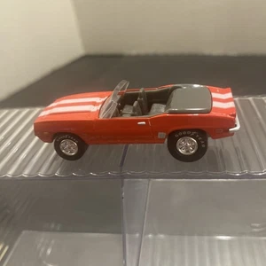 Johnny Lightning Classic Gold #19 1969 Chevy Camaro Convertible red A8 - Picture 1 of 12