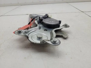 2010 Mitsubishi L200 MK4 (KB4) Window Motor & Regulator Rear Driver MN182353 - Picture 1 of 23