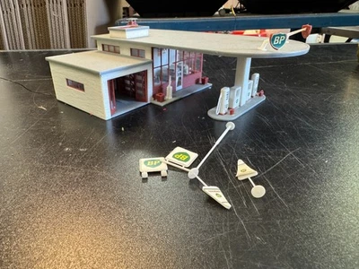 Faller H0 130347 Tankstelle BP recht guter Zustand - Bild 1 von 4