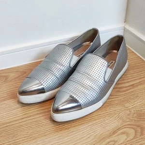 Tenis para mujer Miu Miu Prada punta de metal cuero plateado talla: EU37 US7 - Imagen 1 de 12
