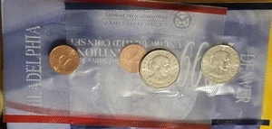 1999 P D Susan B Anthony Dollars US Mint Issue Set - Auswahl Juwel/BU - Bild 1 von 1