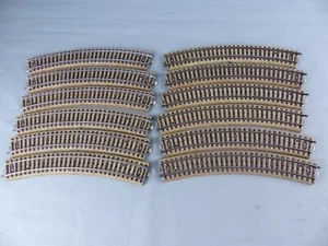 Lot de 12 rails courbes Ho réf 5200 1/1 MÄRKLIN MARKLIN bon état , LOT P - Picture 1 of 4