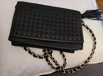 Bolso sin asas Big Buddha* negro* bandolera *correa de cadena de cuero y tono dorado pesado*  Foto 1 de 4