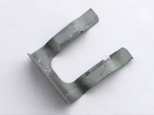 Genuine Ford F-Series Pickup Door component. U-shaped lock cylinder clamp - Bild 1 von 2