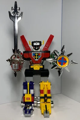 VOLTRON TRENDMASTERS GO LIONBOT TAMAÑO GIGANTE CON ESCUDO DE ESPADA Y TODOS LOS ACCESORIOS Foto 1 de 4