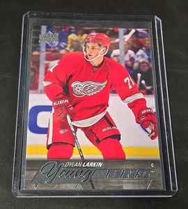 2015-16 Upper Deck Dylan Larkin Young Guns #228 Red Wings Detroit🔥🔥 - Picture 1 of 2