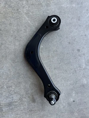 2023 - 2025 KIA NIRO REAR RIGHT PASSENGER SIDE UPPER CONTROL ARM OEM 55120-AABA0 - Image 1 of 4