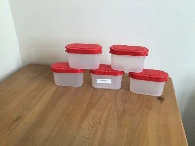 5 VTG Tupperware Modular Mates Spice Shakers Storage Containers Clear w/ red Top - Image 1 of 4