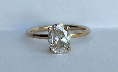 engagement ring 6.5 14k yellow gold,"Center Stone: 1.5ct Lab-Grown Diamond - Image 1 of 4