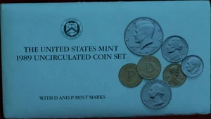 Uncirculated 1989 U.S. Mint Set P & D Mint - Picture 1 of 1