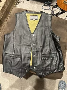 Men's Vintage Black Leather Waistcoat Vest Biker Motorcycle Sleeveless M - Picture 1 of 6