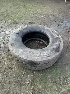Large Tyre - For Garden Project / Gym / Strongman - Picture 1 of 2