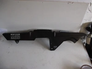 HONDA VFR800 KETTENSCHUTZ SEHR GUTER ZUSTAND 40510-MBGA-0000 - Bild 1 von 10