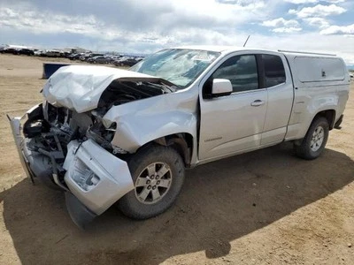 Used Front Drive Axle Shaft fits: 2018 Chevrolet Colorado front axle w/o driver Foto 1 de 4