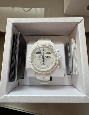 SWATCH x OMEGA Mission To Earthphase Moonshine Gold COLD MOON New With Receipt - Image 1 of 4