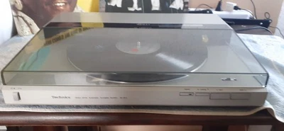 Technics SL- DL5  Vollautomatisch in silber - Bild 1 von 4