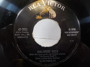 Elvis Presley Jailhouse Rock / Treat Me Nice 45rpm 1957 RCA Victor 47-7035 HiFi - Picture 1 of 5