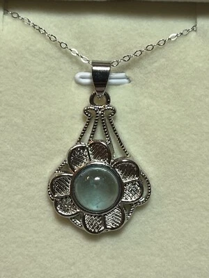 Colgante Flor Aguamarina Azul Cabujón con Collar Plata de Ley 925 Foto 1 de 4